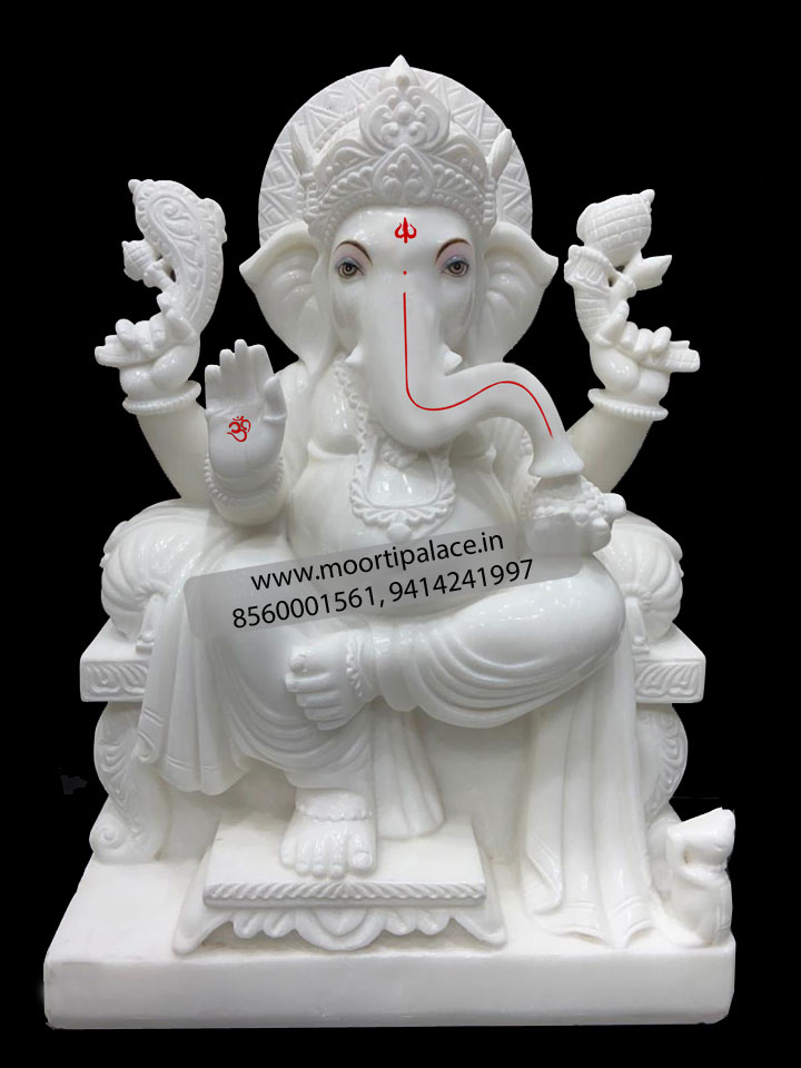 Pure White Ganeshji Murti